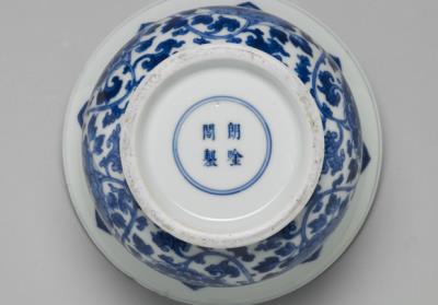 图片[2]-Pot with floral scrolls in underglaze blue, Qing dynasty, Yongzheng reign, 1723-1735-China Archive